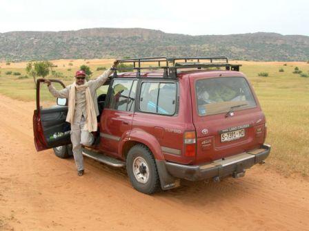 4x4 rouge au Mali - Autre Mali
